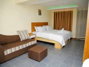 Mums Hotel Kikuyu