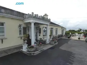 Bunratty Castle Mews B&B