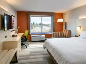 Holiday Inn Express & Suites Bend South