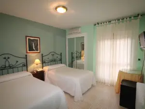 Hotel El Puente