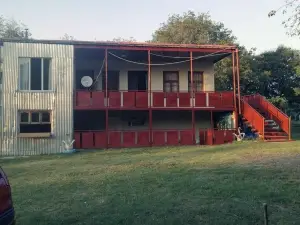 Family Hotel Motsameta