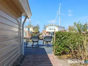 It Soal Waterpark-Waterlelie I