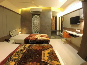 Palash Inn