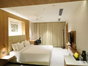 Svn Lake Palace