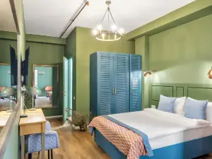 Raimond Palace Hotel