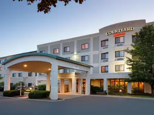 Courtyard Middletown Goshen