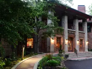 Turkey Run Inn & Cabins
