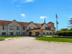 Eisenhower Hotel and Conference Center