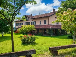 Agriturismo Cascina Papa Mora