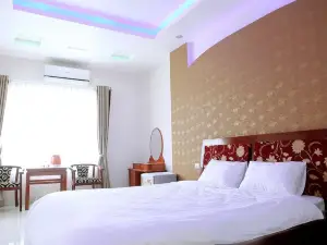 Khách sạn Ngọc Bách