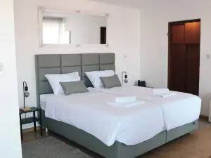 Artena Hotel