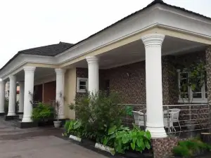 Crystal Suites