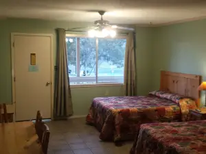 Lodge at Turkey Cove