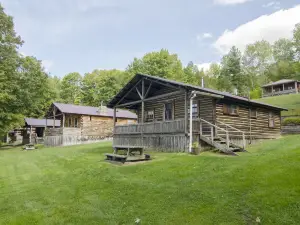 Mountain Lake Cottages