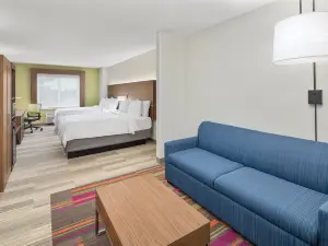 Holiday Inn Express & Suites Palm Bay