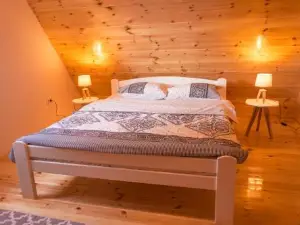 Wood Inn