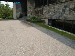 Nomi Resort