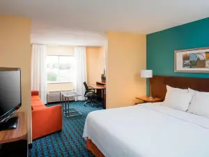 แฟร์ฟิลด์ อินน์แอนด์สวีทส์ กรีลีย์