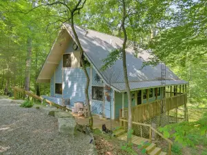 Riverside Cabin with 3 Decks in North Vernon!