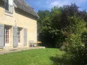 Pretty house in a pretty fortified village from the 13th century