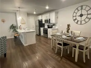 3 bedroom duplex close to Tinker