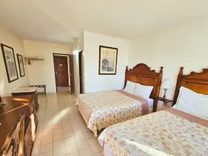Selva Boutique Hotel - Luquillo Oceanfront Retreat - Adults Only