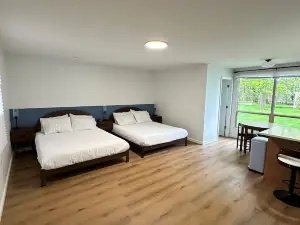 Sun & Sand Resort