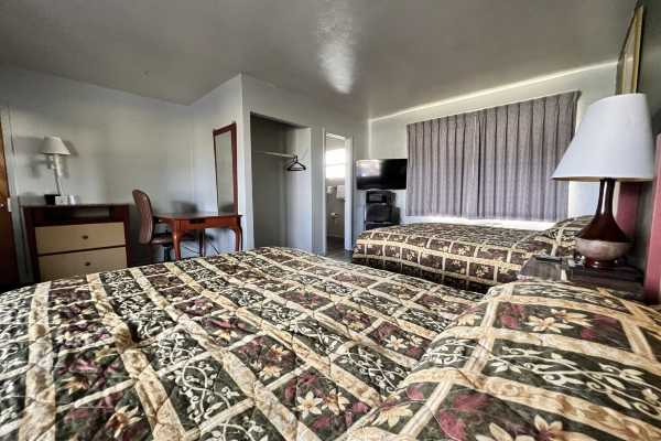 Oak Tree Inn Promo Code
