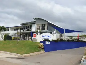 Shoredrive Motel