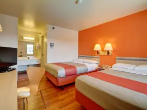 Motel 6 Windsor Locks, CT - Hartford