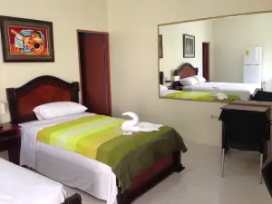 ムンダイアルシティ ホテル グアヤキル