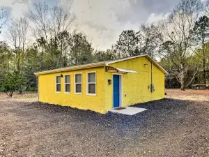 Milton Getaway ~ 21 Mi to Navarre Beach!