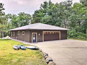 Lakefront Home W/Private Dock-15 Mi to Walker