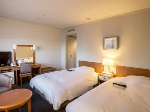 Hotel Royal Hill Fukuchiyama and Spa