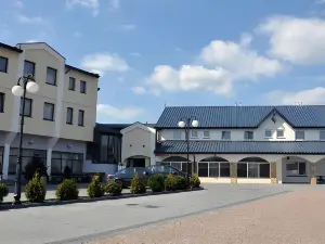 Hotel Junior 2