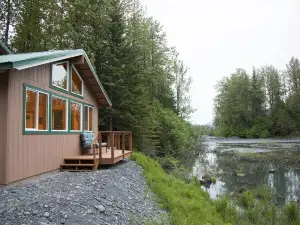Bear and Berry Lodge -  The Most Beautiful Spot in Seward!