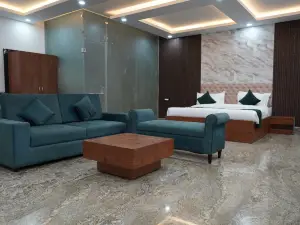 Green Sarovar Hotel & Restaurant