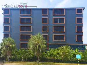 The Bedrooms Maeklong Service Apartment