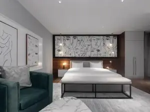 Ivy Lush Hotel