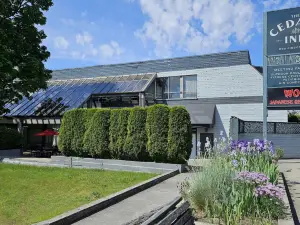 더 시더스 인 호텔 & 컨벤션 센터