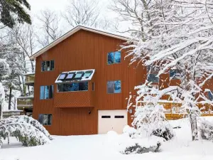 Temples Sunset Harbor