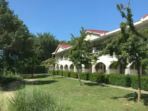 雷訥瑟弗萊徹斯特朗德酒店