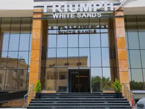 Triumph White Sands