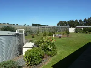 Parkesbourne Farmstay