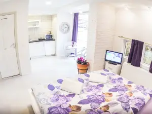 Aloha Luxury Apartments