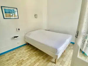 Hotel Oasis