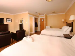 Grenfell Heritage Hotel & Suites