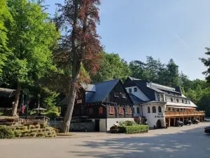 科勒胡特 - 富森博飯店及餐廳