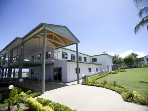 Madang Lodge Hotel