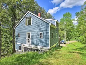 Cabin in the Untouched Woods - 3 Miles to Ski